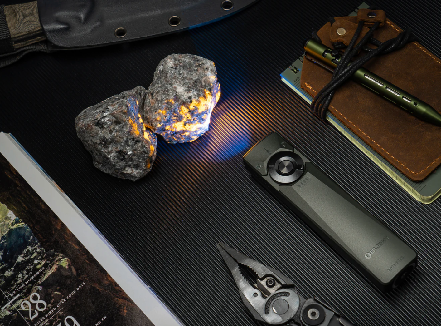 Olight Arkfeld Ultra Olive Grey Flashlight