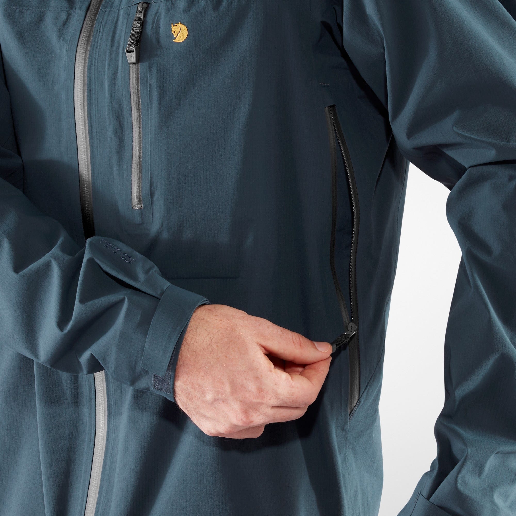 Fjällräven Jacket BERGTAGEN LITE ECO-SHELL JACKET M