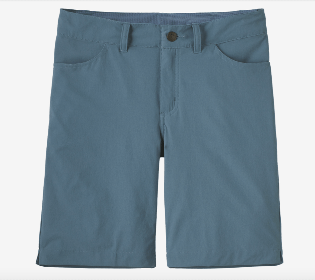 Patagonia Short M / Light Plume Grey Patagonia Women's Skyline Traveler Shorts 8"