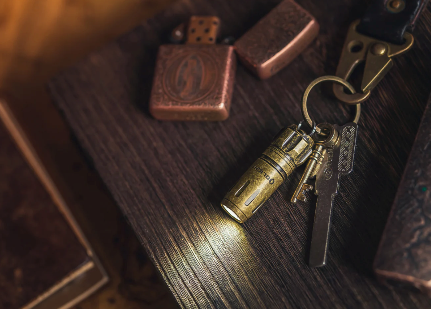 Olight I18 Brass Light