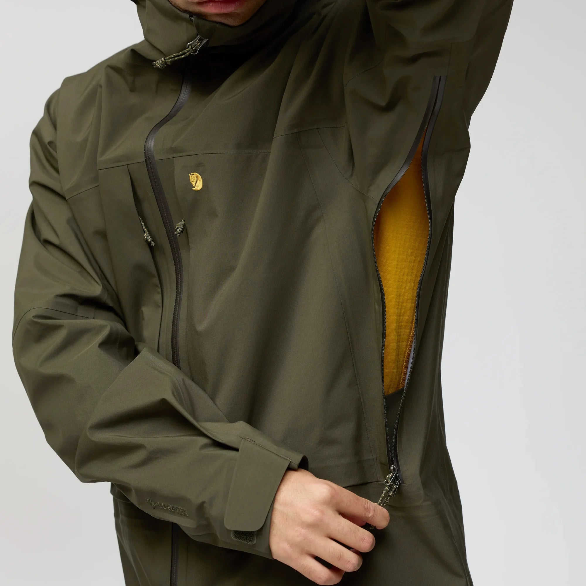 Fjallraven  Bergtagen GTX Touring Jacket M